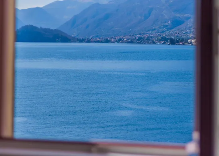 Dimora Cavour Stunning Lakeview شقة